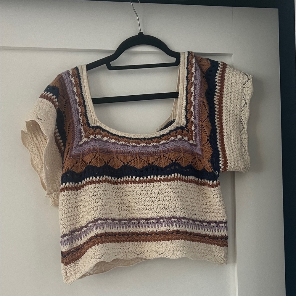 Boho Chic Cropped Crochet Knit Top